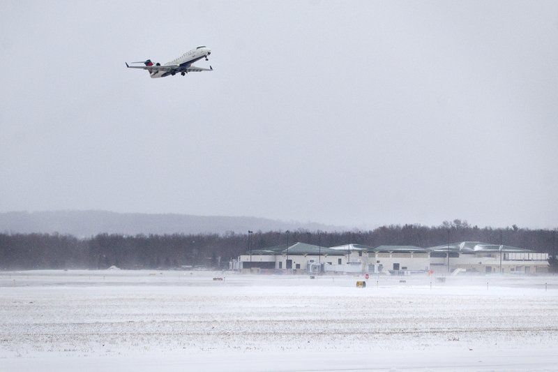 nonstop flight cherry capital airport traverse city to florida