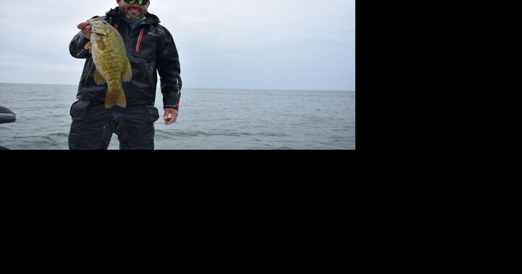 Bob Gwizdz: Smallmouth bass fishing in the big boat, GO