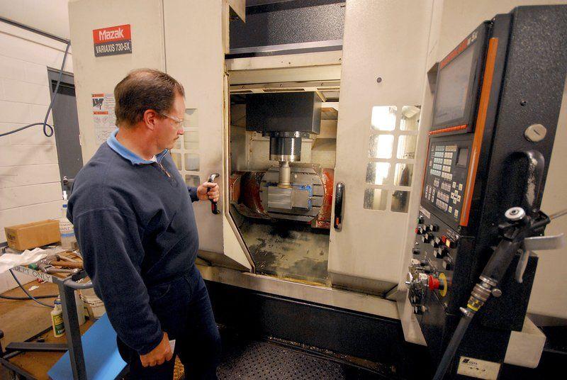 Clark Manufacturing Employs 120 People Business Record Eagle Com