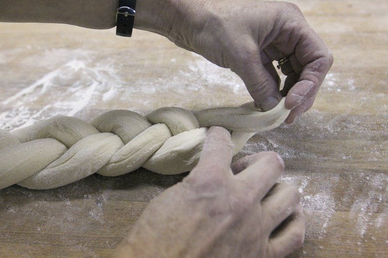 Mardi Gras royalty: King Cake is king of desserts | Food ...