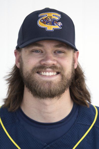 Bums' Benard drives in winner in 12th 