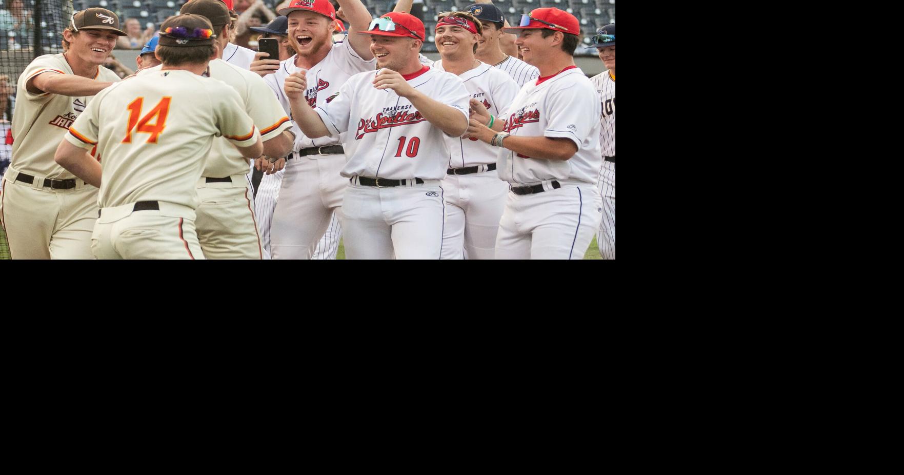 All-Star Notebook: Roger Clemens throws strike at All-Star Game