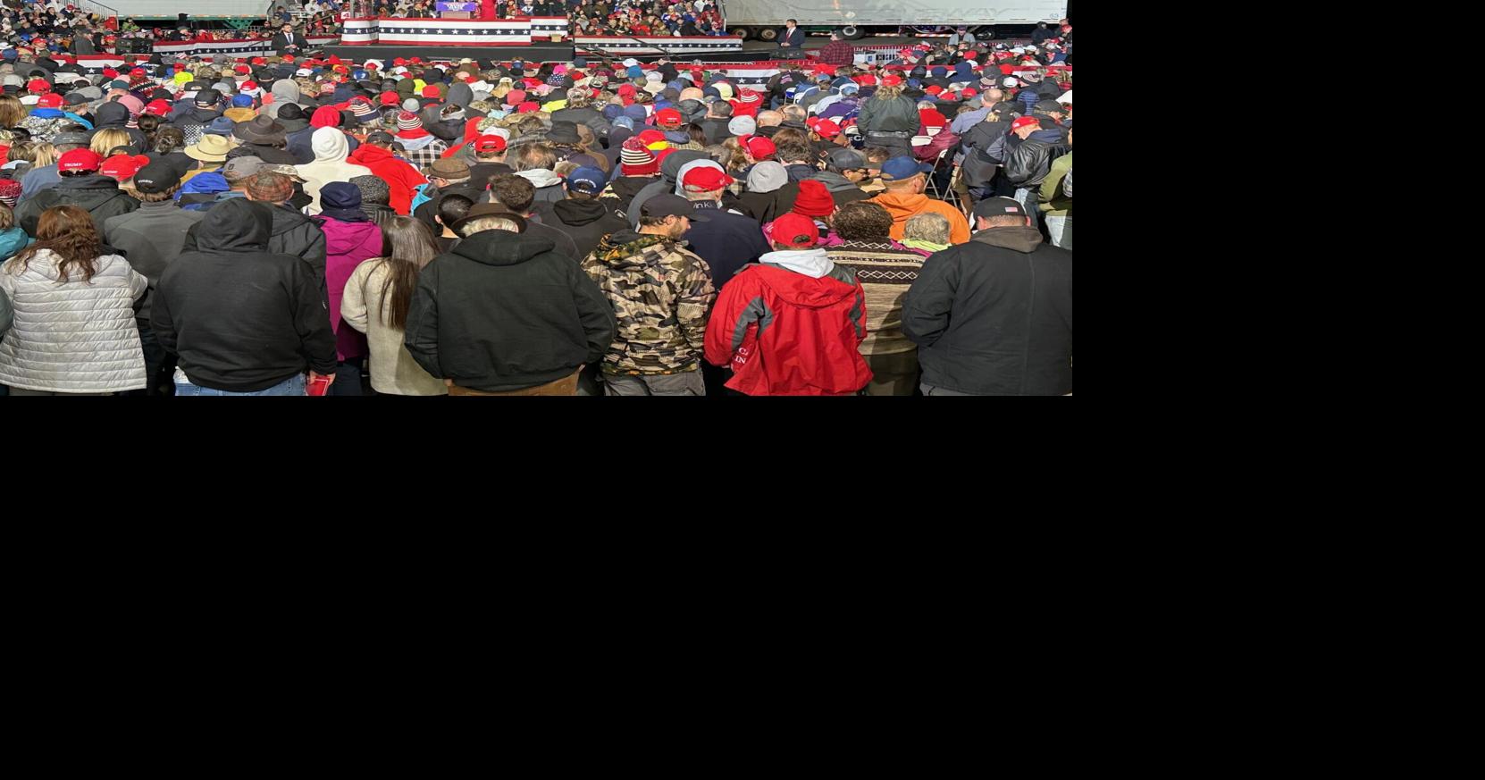 ELECTION 2024: Crowd greets a late-arriving Trump at airport rally ...