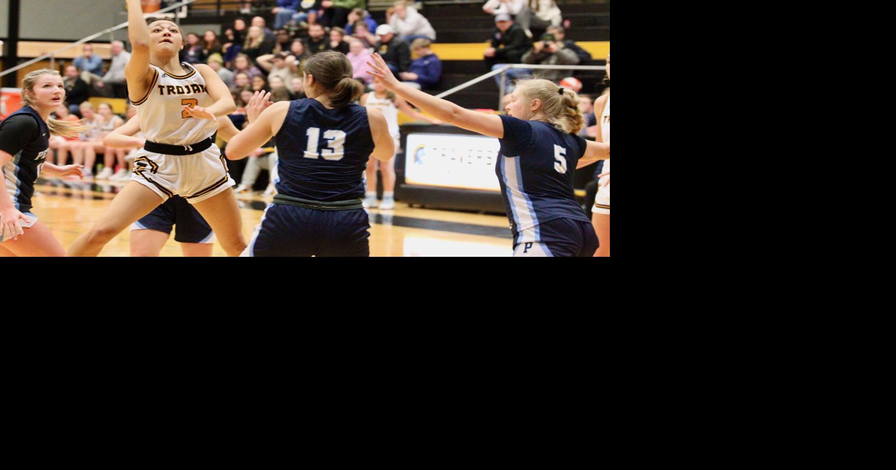 Traverse City Central knocks off Petoskey, strengthens hold on Big ...