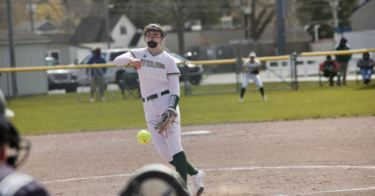 Softball district roundup: West tops Central for district title; No. 1 Gaylord routs No. 2 Escanaba (copy) | Sports