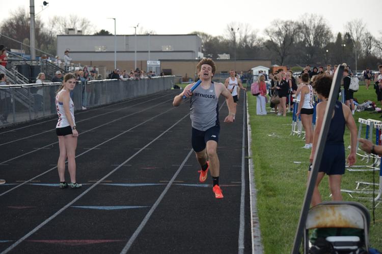 Jacob Rusting Lakeview runs past the rain and the Raiders for a sweep | Sports ...
