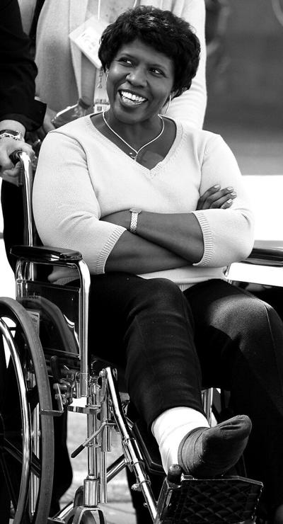 PBS anchor Ifill dies of cancer | News | recordargusnews.com