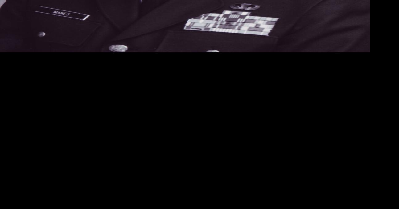 Col. Charles H. 'Bud' Manes | Obituaries | recordargusnews.com
