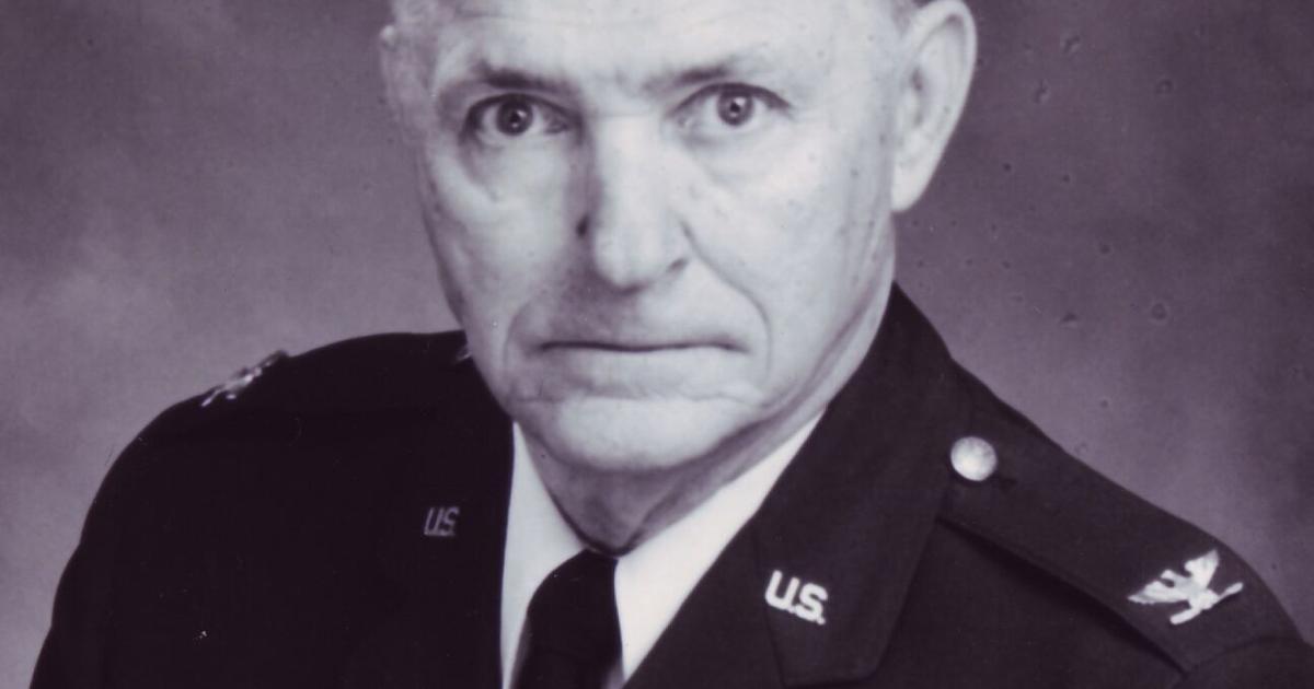 Saved Col Col. Charles H. 'Bud' Manes | Obituaries | recordargusnews.com