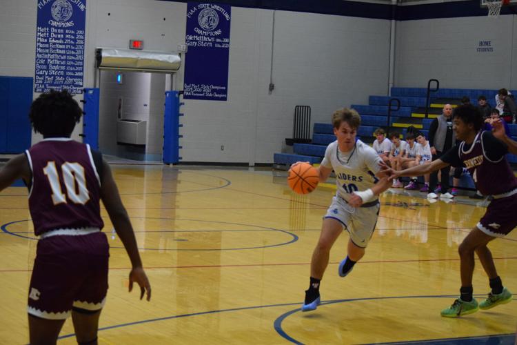 Jacob Rusting Local Sports Roundup: Raiders fall sort in battle with Kennedy Catholic ...