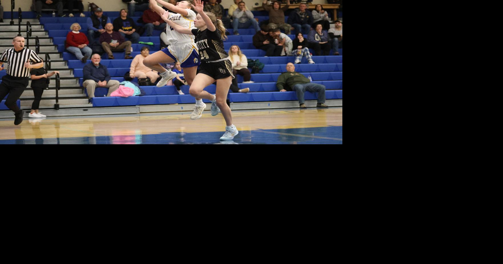 Trojans stay atop Region 4 in fifth straight win, defeat Eagles 44-24 ...