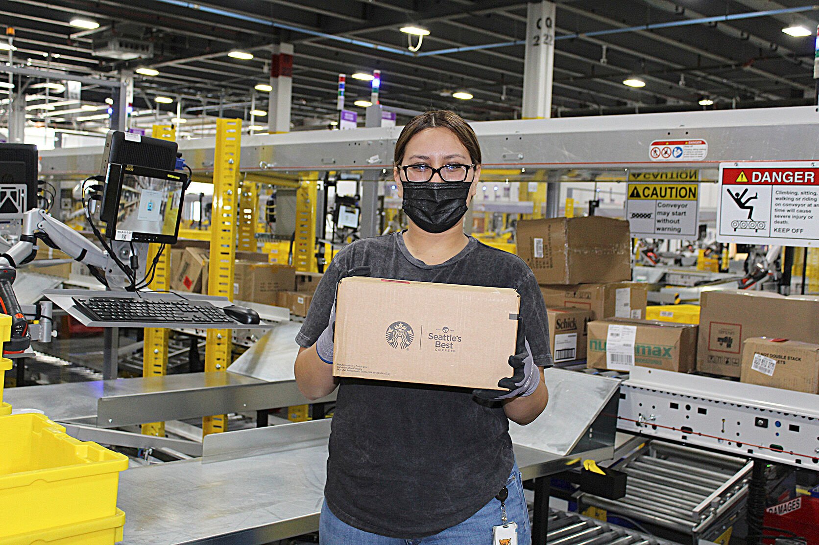 Amazon s warehouse in Beaumont opens News recordgazette