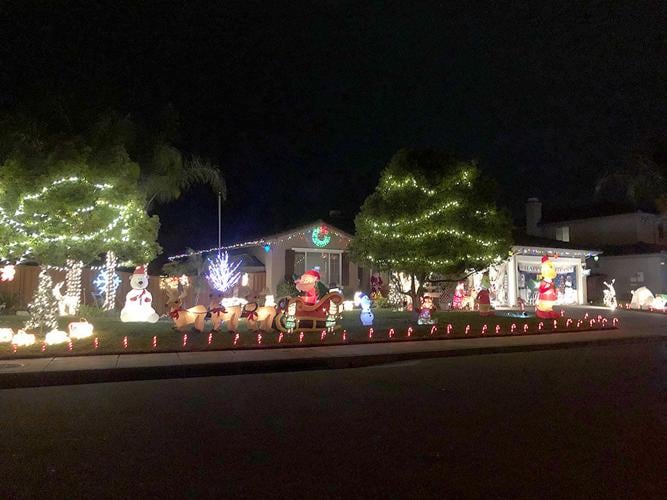Christmas lights shine bright in Beaumont | | recordgazette.net