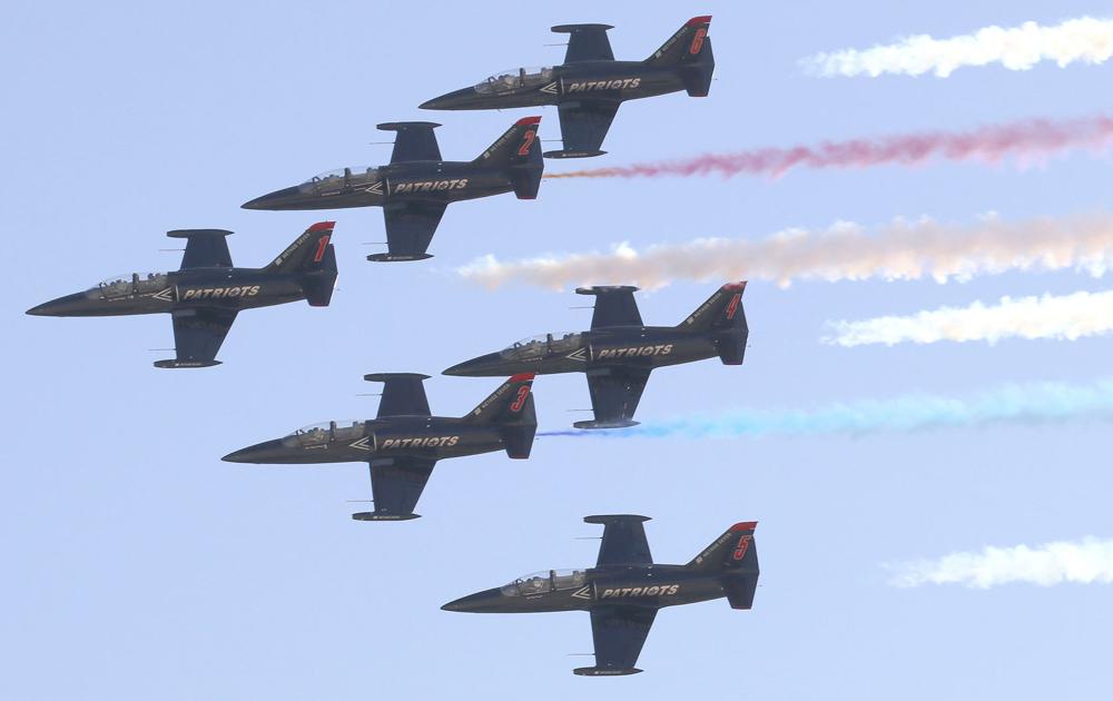 Sbd Fest Car Air Show And Concert Took Over The San Bernardino International Airport Entertainment Recordgazette Net