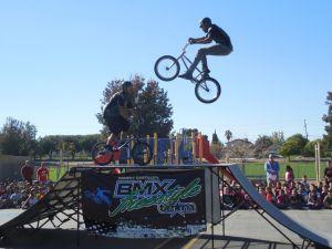 Bmx Freestyle Riders Put On A High Flying Act For Palm Elementary Students Schools Recordgazette Net