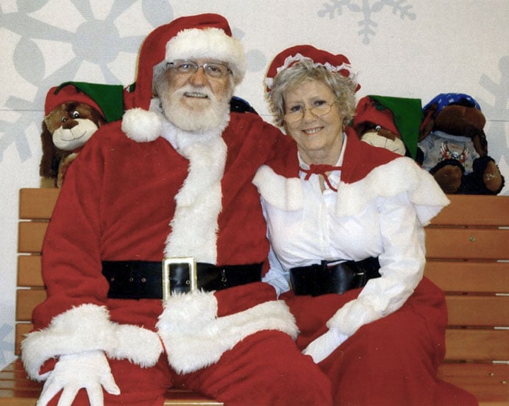 ‘Tis the busy season for Mr. and Mrs. Claus | News | recordgazette.net