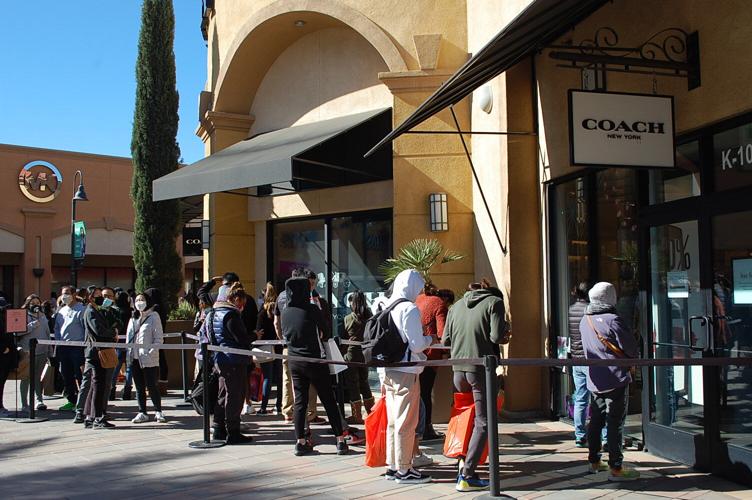 What's the big deal? Shoppers seek Cabazon discounts despite pandemic |  News 