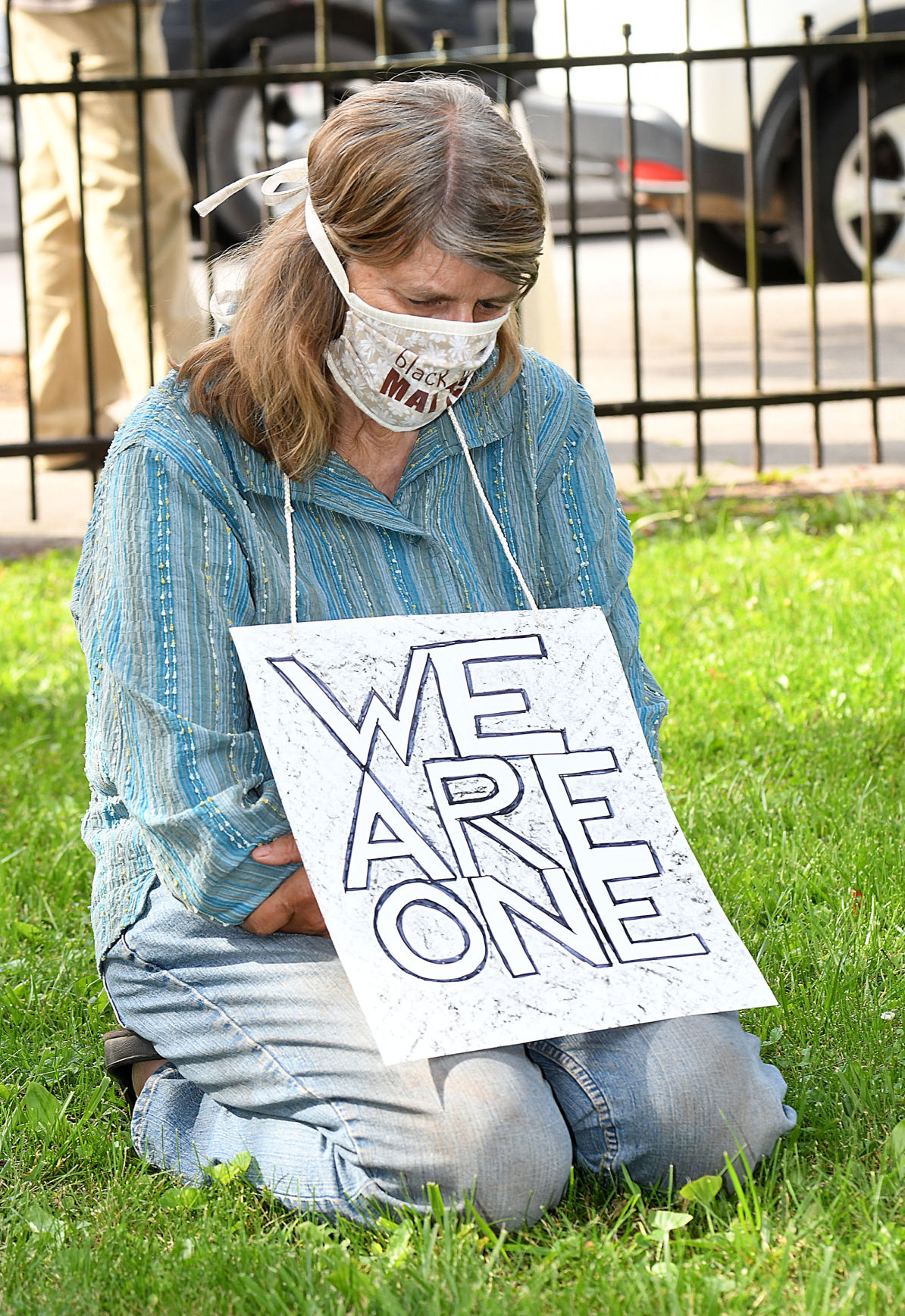 060920 Hinton Protesters 7.jpg