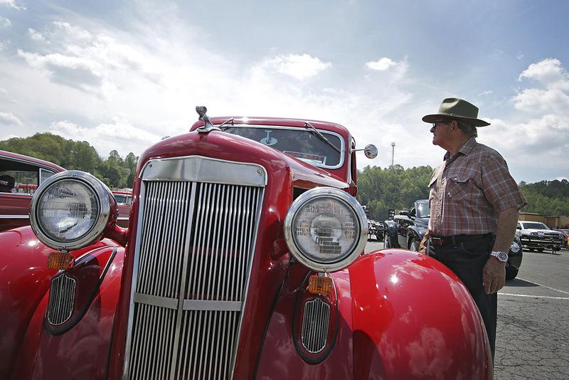 Friends of Coal Auto Fair begins show with Kick-off Cruise-in | News | register-herald.com