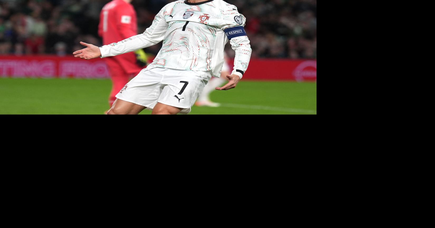 Cristiano Ronaldo scores from a bicycle kick for Al-Nassr in Saudi league