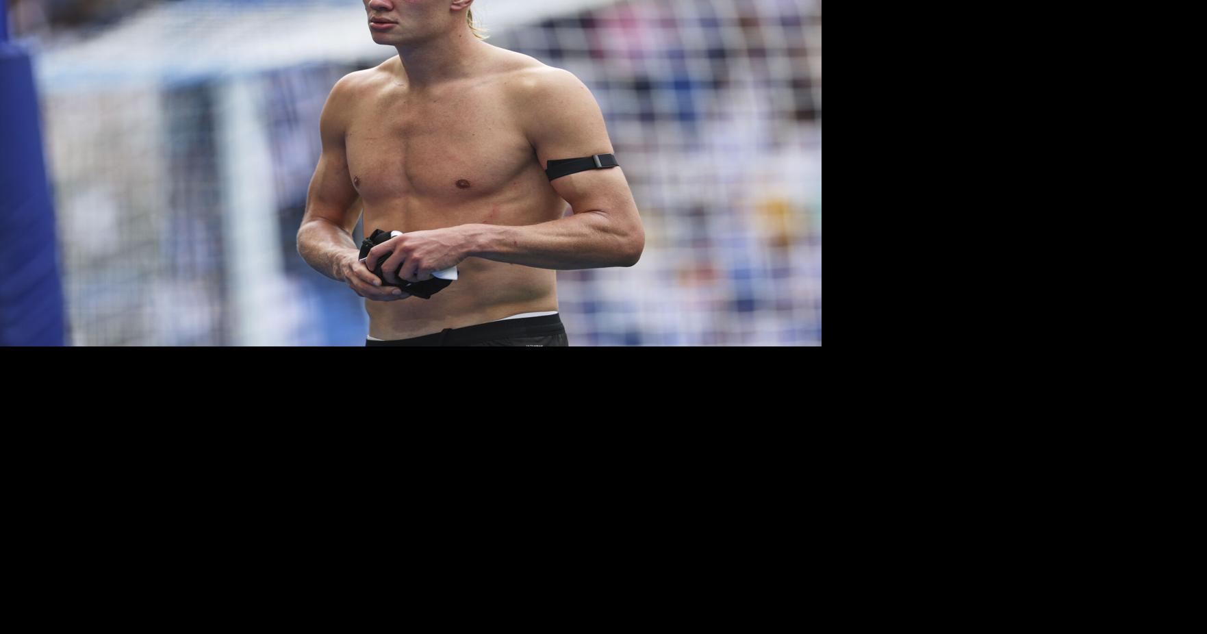 Haaland requires stitches in face after bizarre incident on Norway duty but OK to play Moldova