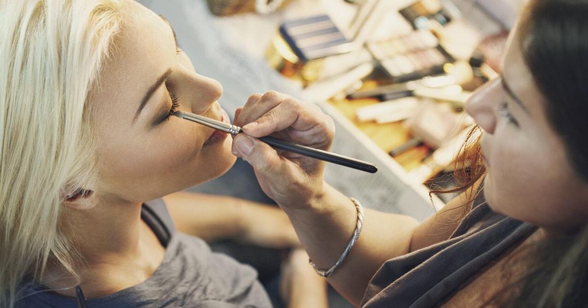Tips for choosing a wedding makeup artist | Life