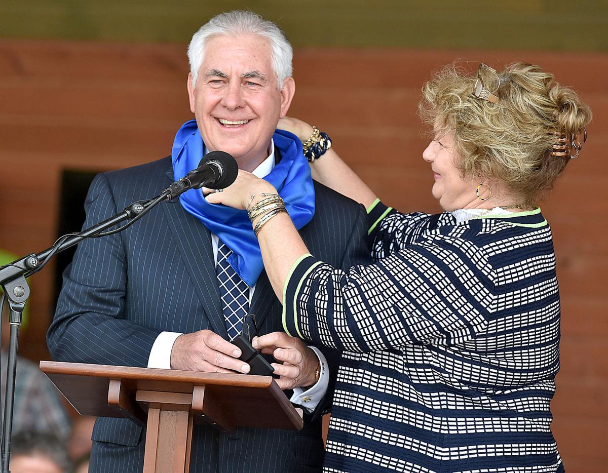 GALLERY Rex Tillerson Visits the Summit Gallery