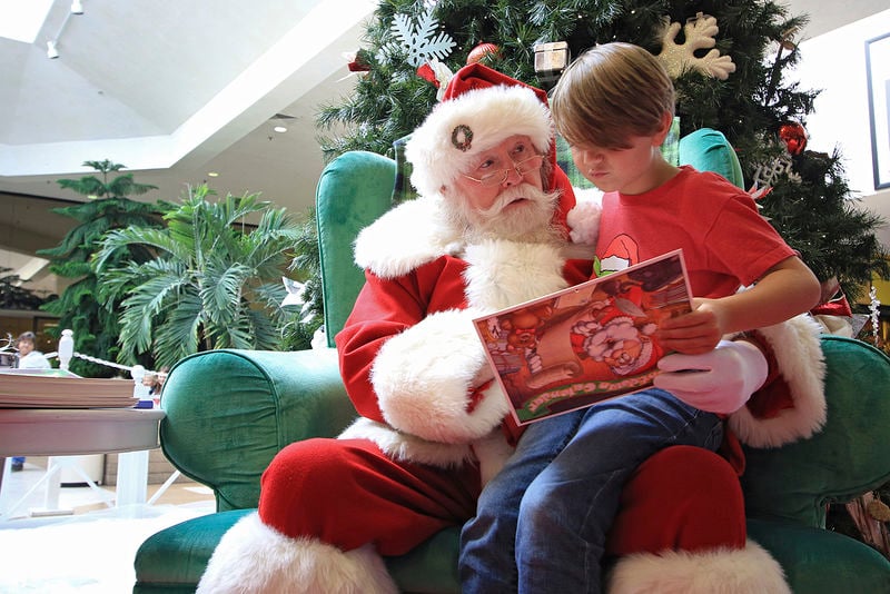 Crossroads Mall Christmas 2022 Beckley Shoppers Like Brick-And-Mortar Stores For Black Friday | News |  Register-Herald.com