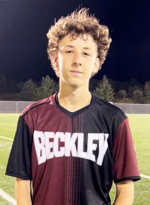 Boys prep soccer: Woodrow knocks off rival Greenbrier East