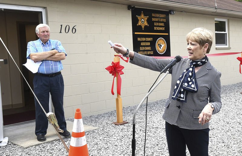 Residents celebrate opening of Glen Daniel substation News register