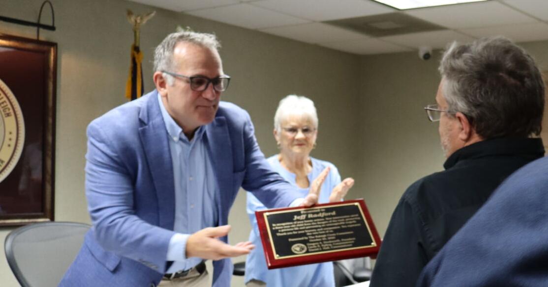 Radford receives plaque