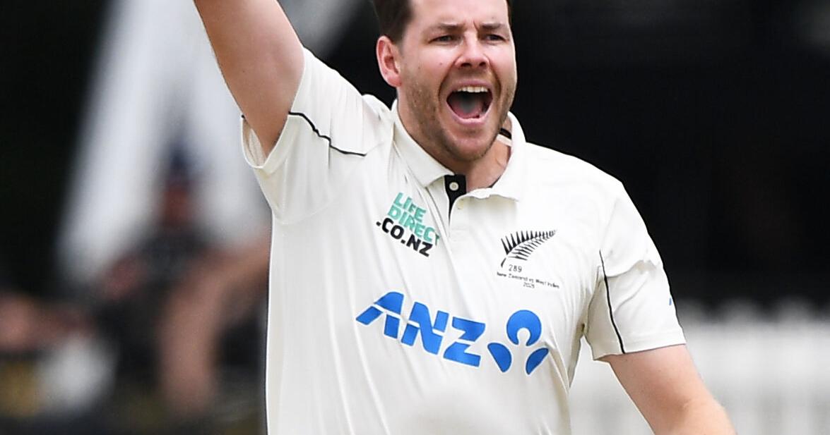 Dominant New Zealand leads the West Indies by runs at lunch on day 4 of the 3rd test