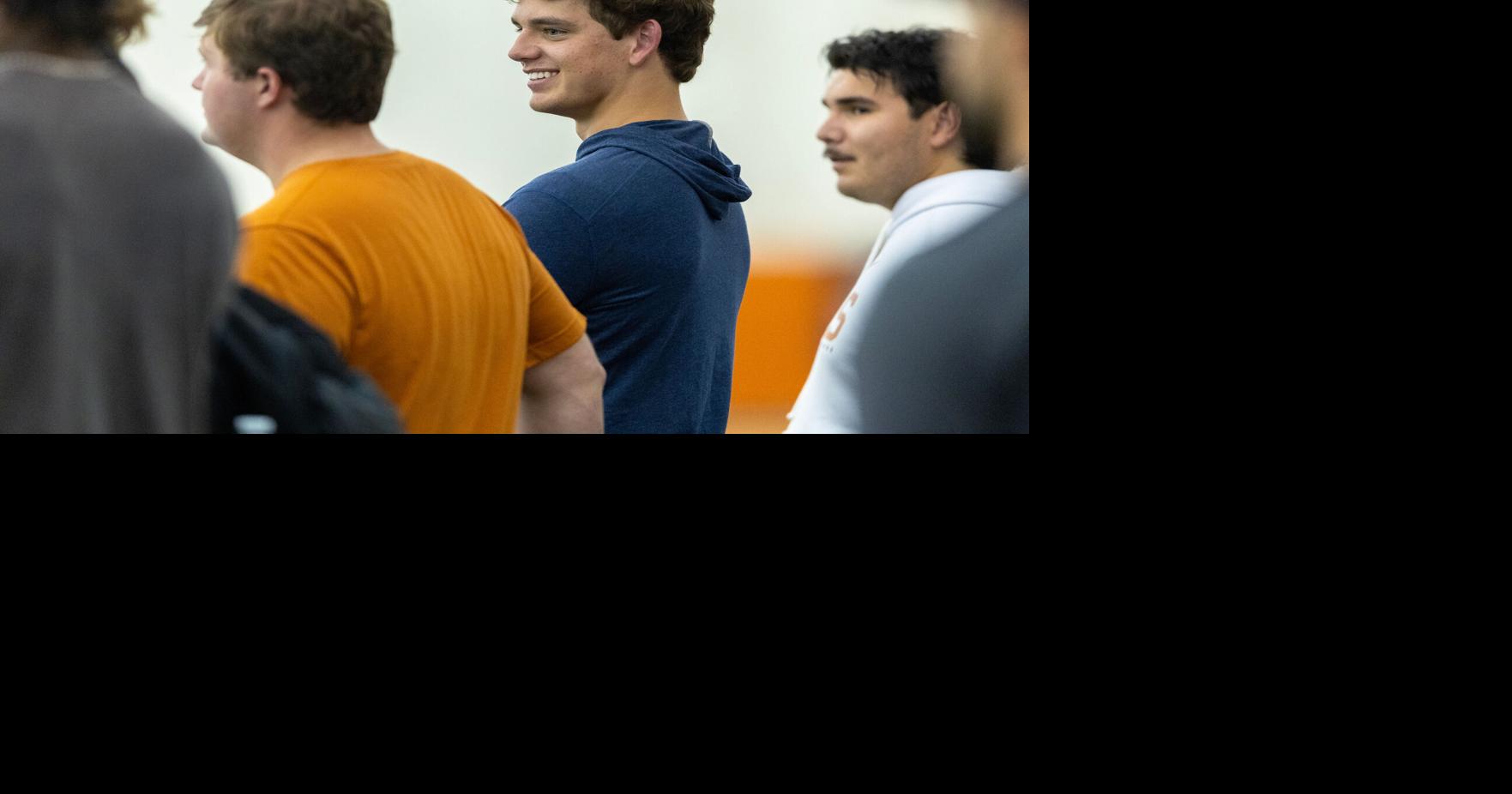 Texas QB Arch Manning says he's feeling '100 percent' after foot surgery