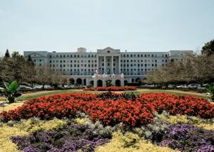 Missed Deadlines: Greenbrier financing delayed until next week, new loan holder skeptical