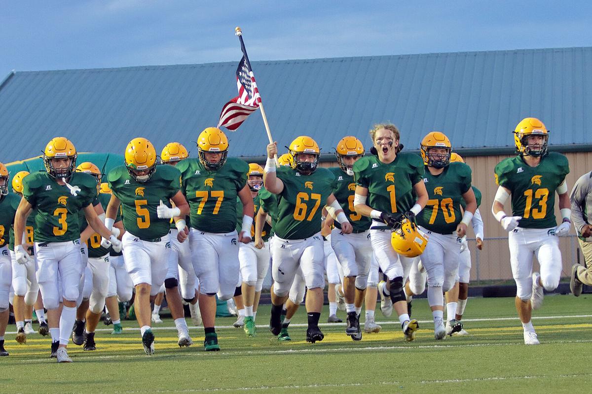 091921 east football 03.JPG