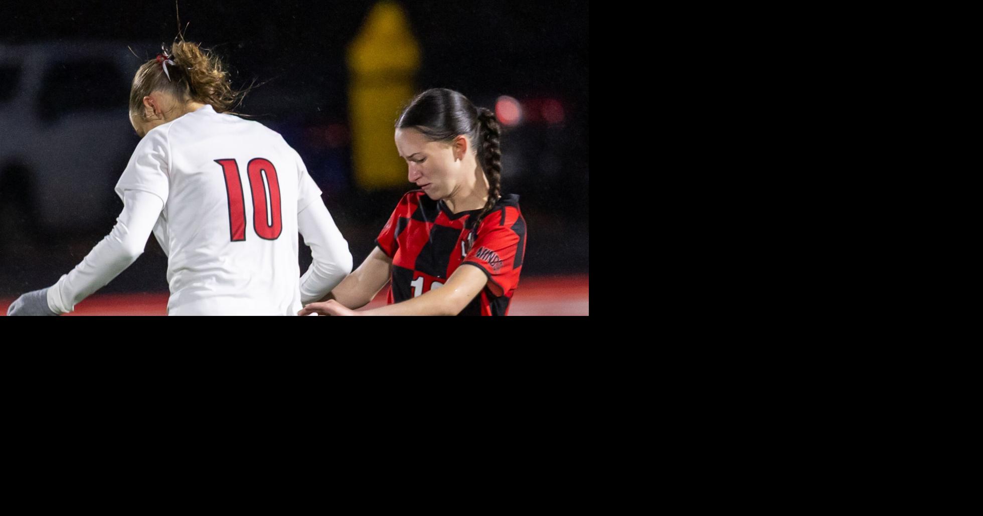 Girls prep soccer: Red Devils defending well early