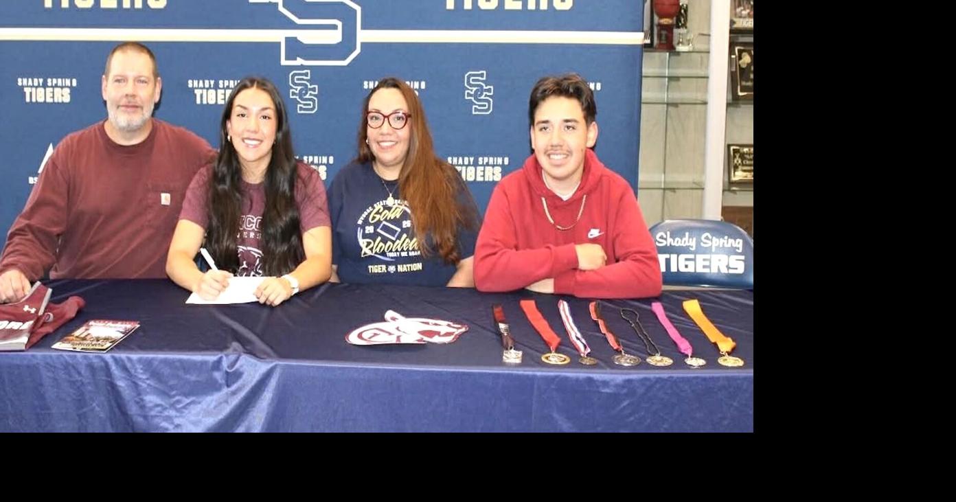 Girls prep wrestling: Shady Spring’s Taylor signs as part of Concord’s inaugural women’s wrestling team