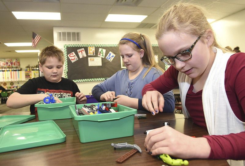 Hollywood Elementary declared 1st in Raleigh County, 8th in state due to high test scores News