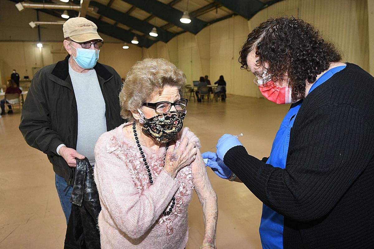 011521 Super-sized clinic 5.jpg