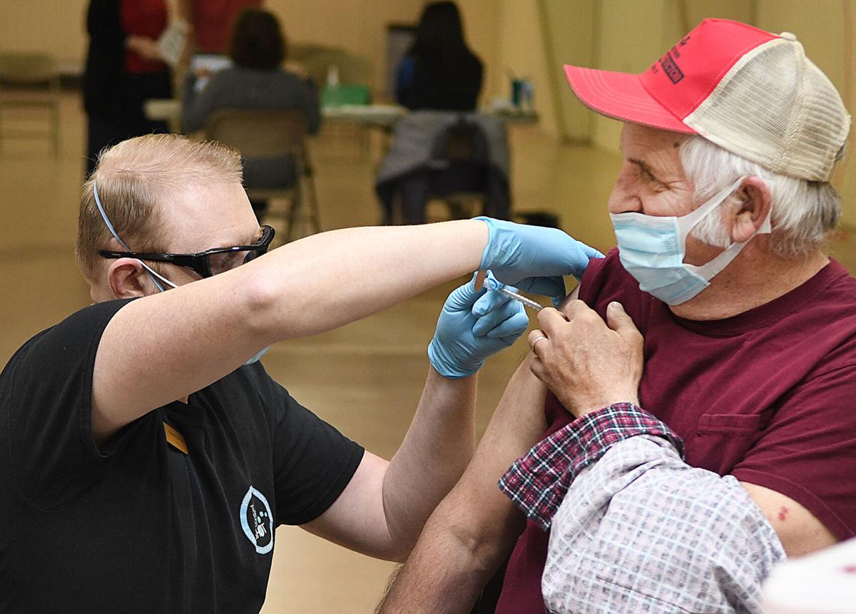 011521 Super-sized clinic 9.jpg