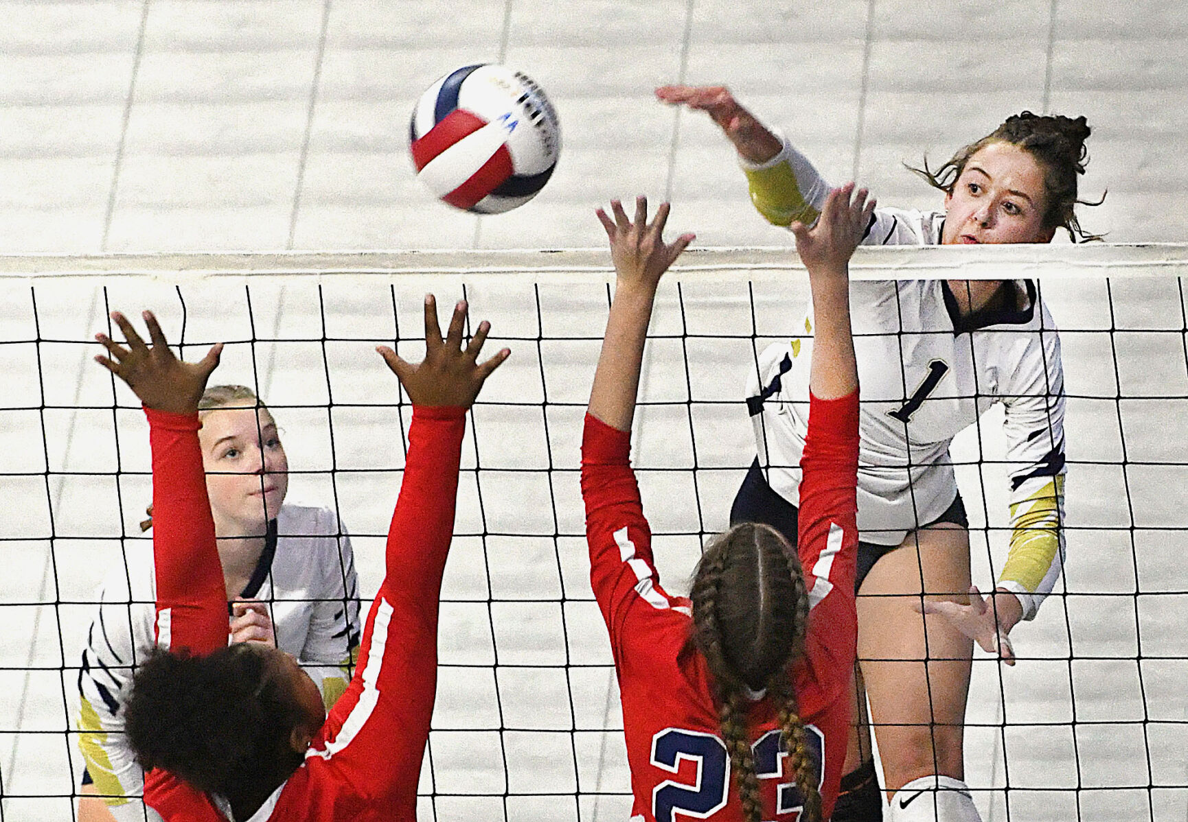 Shady Spring’s Reagan Mann and Camille Testerman Shine as Class AA Volleyball First-Teamers