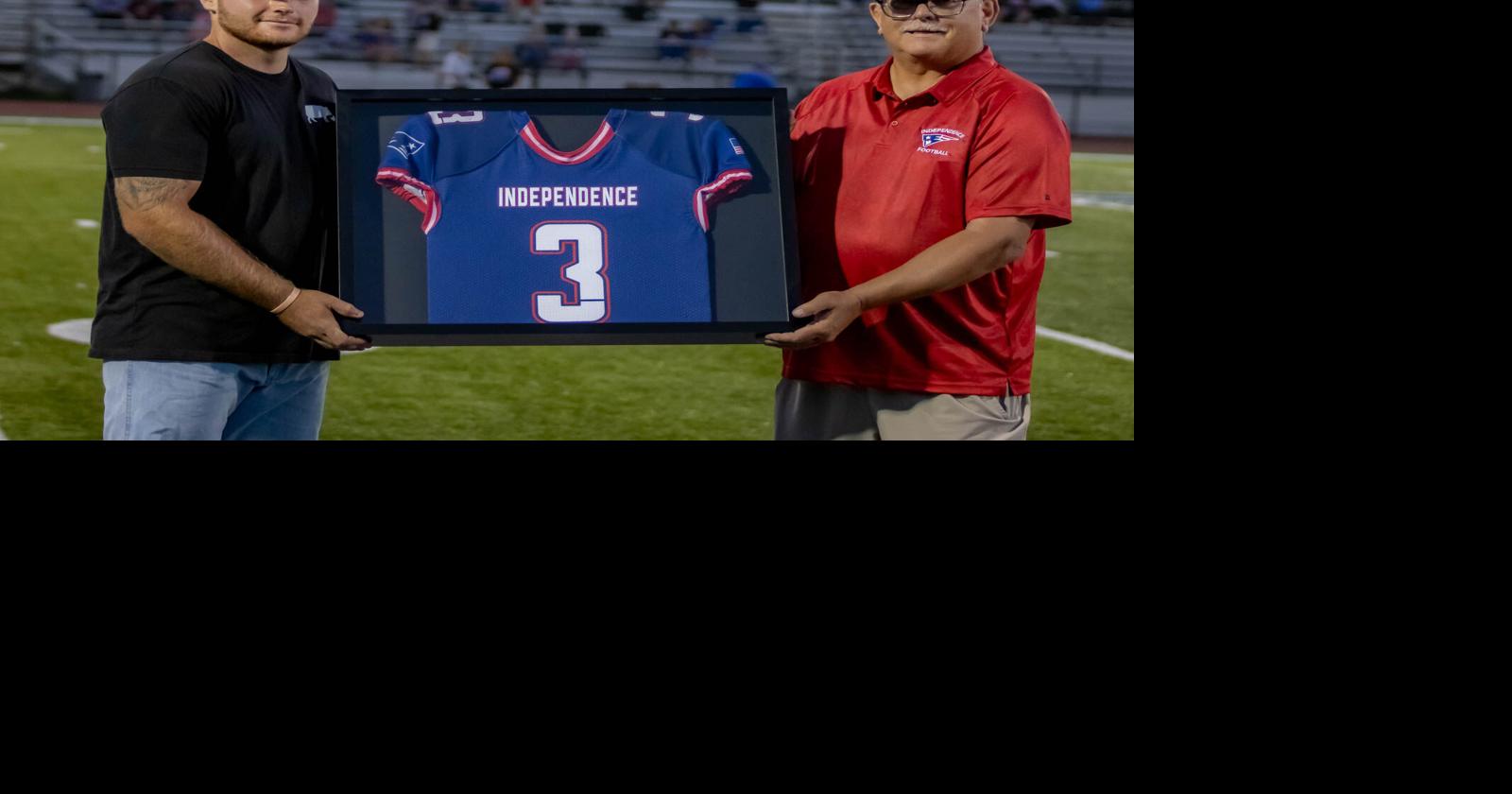Prep football: From third team to icon, Goodson has jersey retired at Independence