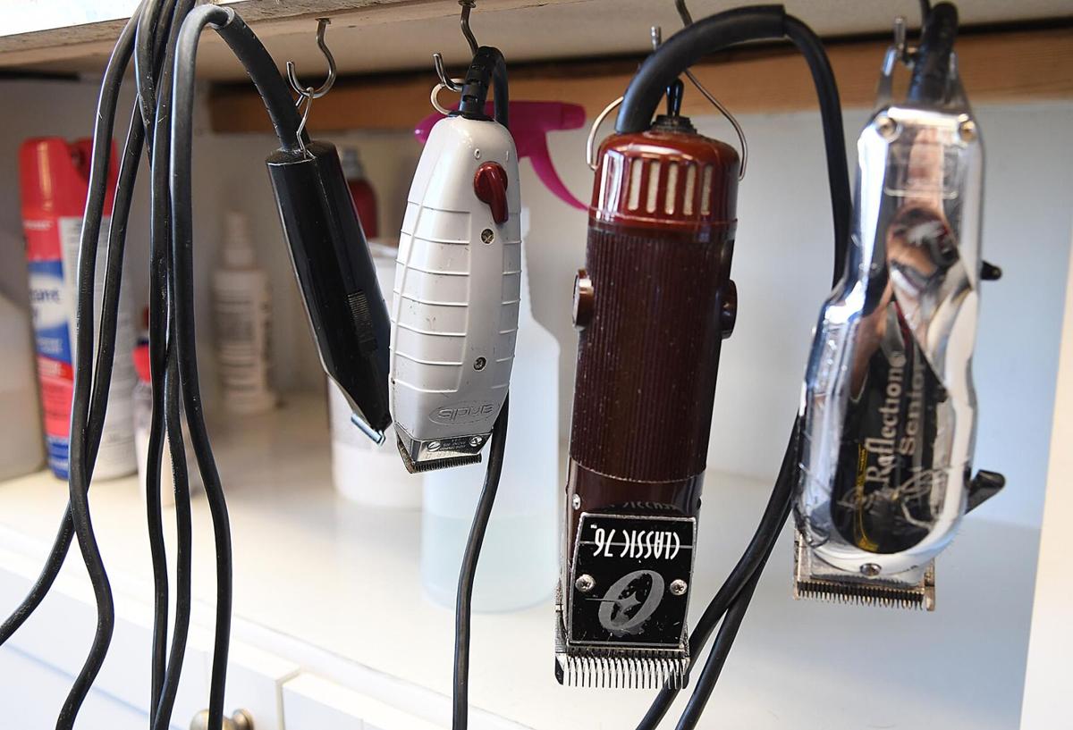 111720 Valley Drive Barber Shop 8.jpg