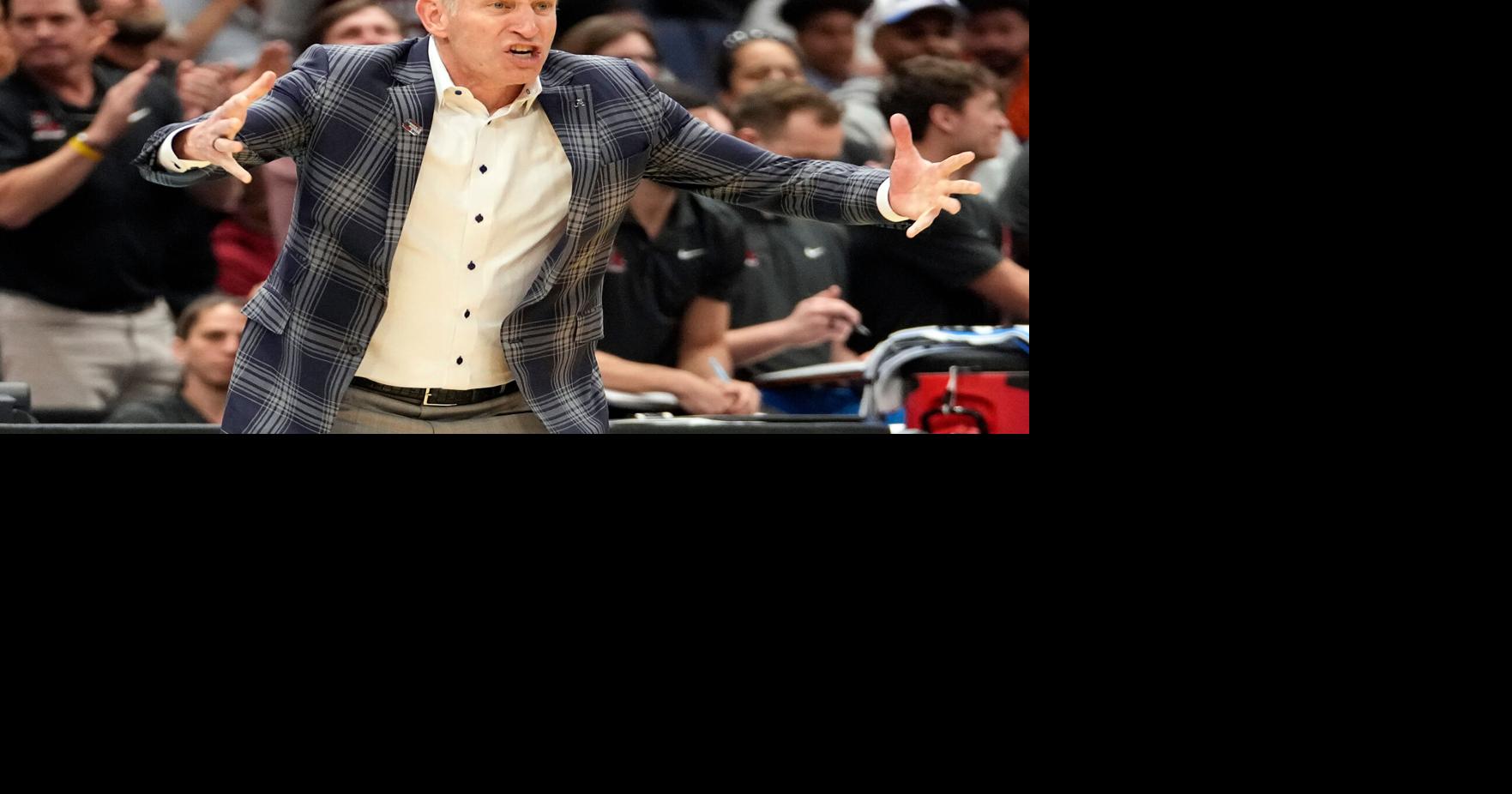 Longtime coaching friends Dusty May of Michigan and Nate Oats of Alabama to meet in Sweet 16