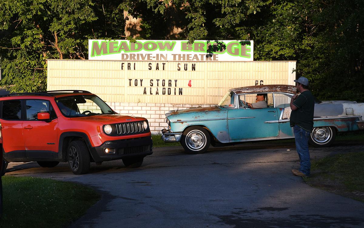 Meadow Bridge DriveIn offers movies, food, nostalgia with VIDEO