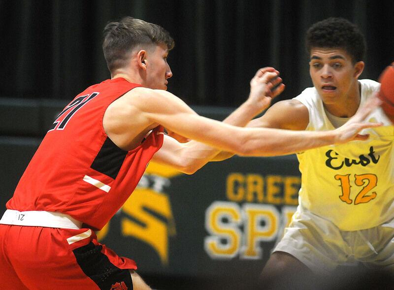 Greenbrier East forced to travel to Oak Hill for sectional game | Sports