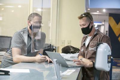 WVU expands indoor mask requirement to all indoor campus spaces