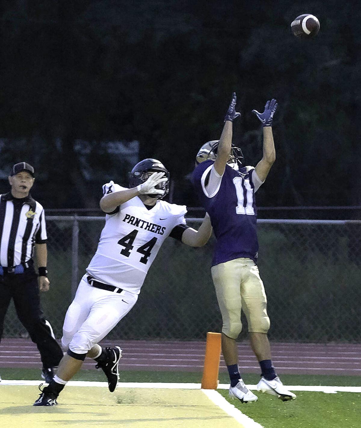 082821 football 6.jpg