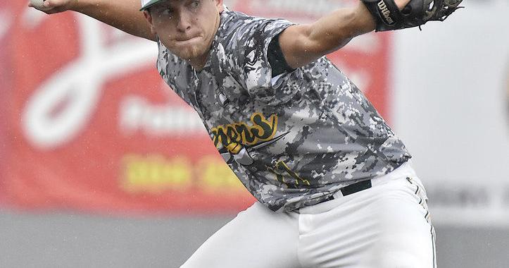 Metrick turns pro with Gateway | Sports | register-herald.com