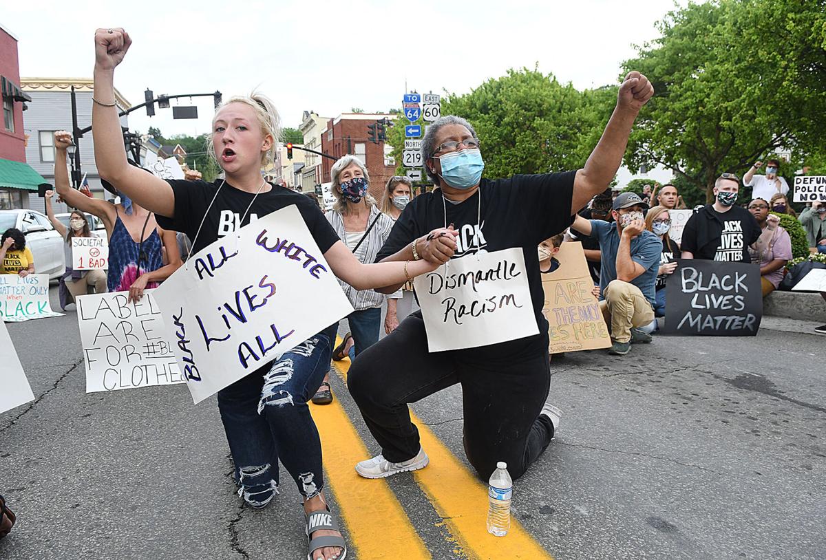 060520 Protest in Lewisburg 1.jpg